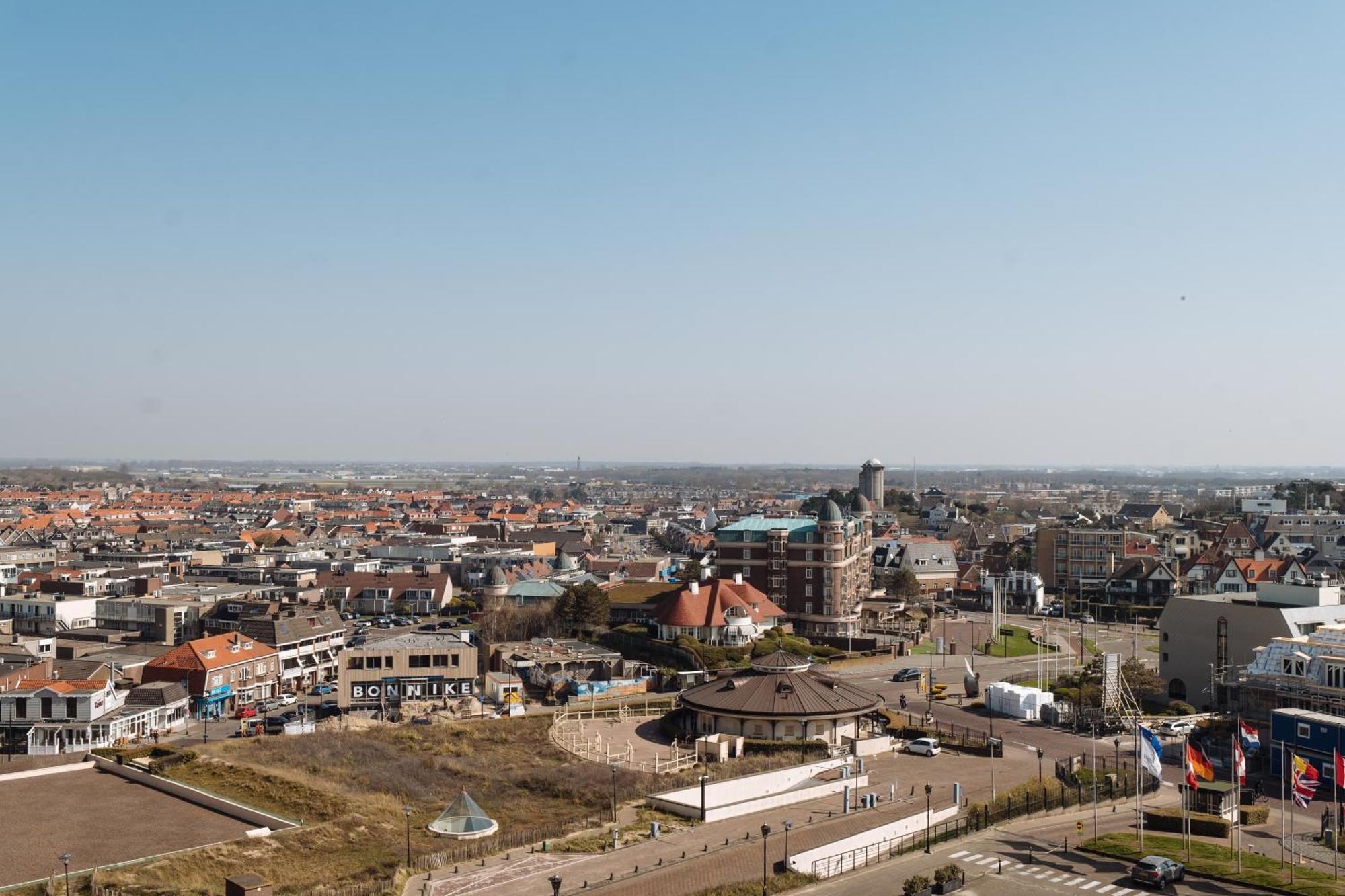 Grand Hotel Huis Ter Duin Нордвейк-ан-Зее Номер фото View of the town